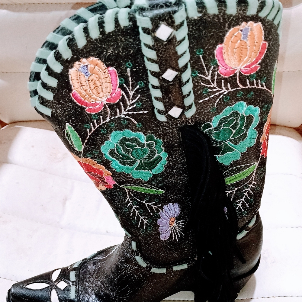 Boot's